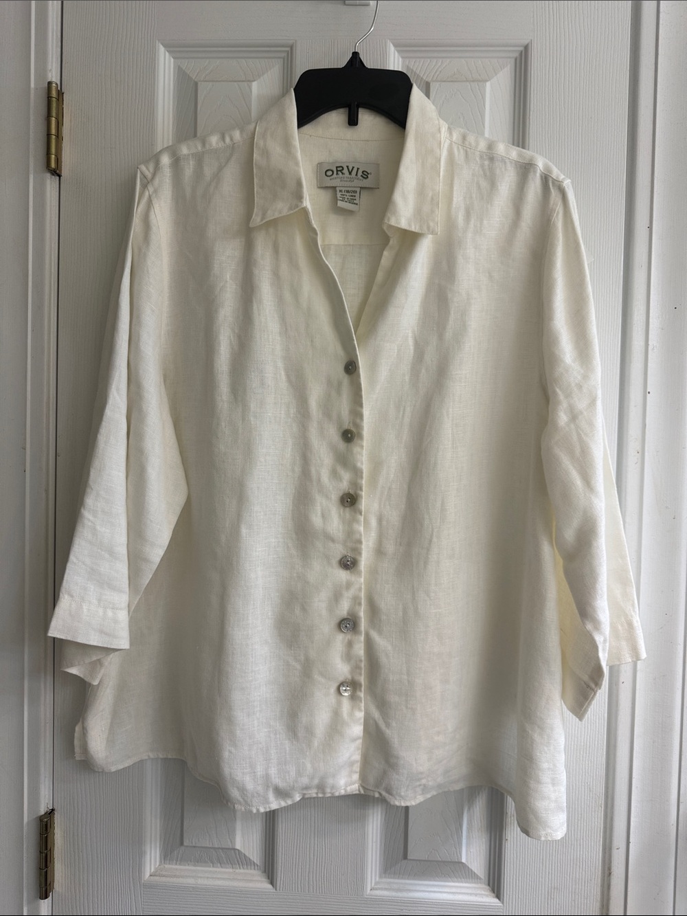 Orvis Women's Cream 100% Linen Button-Down Shirt